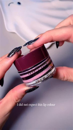 I was expecting pink 🩷😂 @technic_cosmetics Gothica swirl balm . . #halloween #halloweenmakeup #makeup #lipbalm #trendingmakeup #funmakeup #techniccosmetics | sydneypurl