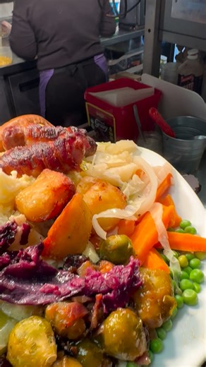 We are doing Sunday dinner this Sunday 26/10/25 please book to save disappointment ☎️01709 528 430 ☎️ | TK's cafe
