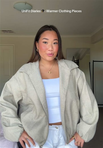 White Fox has 40% off everything for 6 hours only on the 17th of March, 6 am AEDT! Prep your uni wardrobe now. @White Fox Boutique #whitefox #unicloset #uniwardobe #unibasics #sale