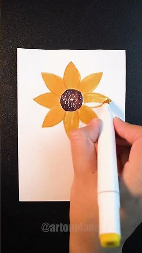 Easy Sunflower Drawing 🌻 | Alcohol Markers | Satisfying Drawing