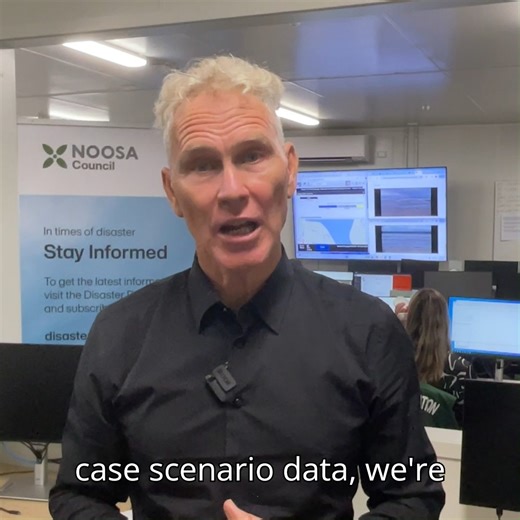 🌀Tropical Cyclone Alfred: Noosa Update Wednesday 5 March, 6.10pm Strong winds, the likelihood of rain and potential storm tide inundation over the next 12 hours continue to put low-lying parts of our community on alert. ℹ️ We've delivered over 320 tonnes of sand - that's equivalent to a fully loaded Boeing 747. ⛔️Residents and visitors are encouraged to stay away from beaches tomorrow as changing gale force winds could be dangerous. Mayor Frank Wilkie with tonight's update: | Noosa Council
