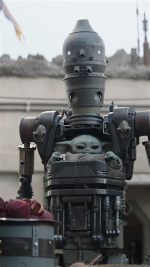 IG-12に乗ってお散歩グローグー🍋｜マンダロリアン シーズン3｜Star Wars(スター・ウォーズ) #shorts