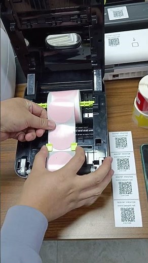 How to install round labels on AIYIN AD240BT and BEEPRT BY-243BT printers?