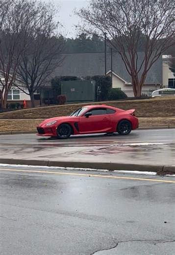Mastering Drifting Techniques with the GR86