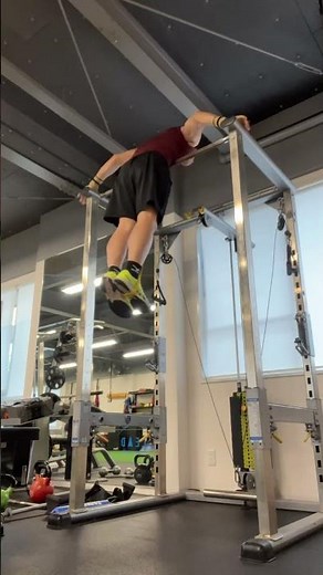 Angel muscle up practice