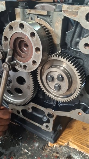 Lodar engine timing #automobile #vairalvideo #mechanic #tranding #tranding #machine #repair #misfire