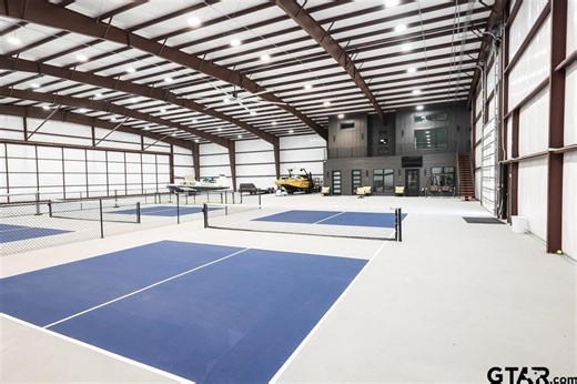 139 Skyway Spur, Longview, TX 75603 - MLS 26003929 - Coldwell Banker