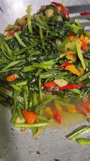 Resep Tumis Kangkung Sederhana untuk Dimakan Sendiri