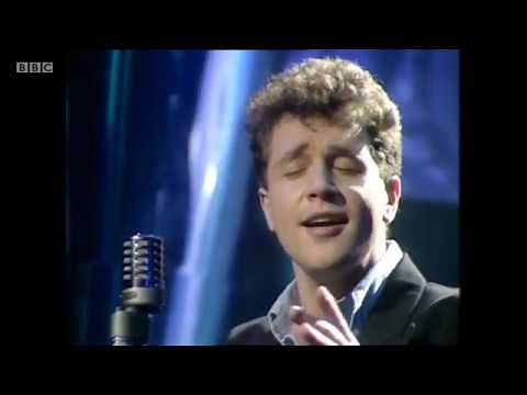 'Love Changes Everything', Michael Ball - Top of the Pops (09 February 1989)