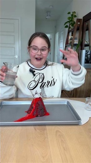 Est ce que ça va EXPLOSER! 🌋😱 | Expérience magique avec Juliette 🧪✨
