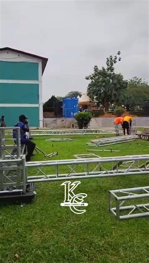 Stage setup inside Republic Hall for the artiste freshers night. Come witness why Repu is always themed the best hall of entertainment 💚🤍💚 #reels #videoviral #fyppppppppppppppppppppppp #fypシ #spotlight