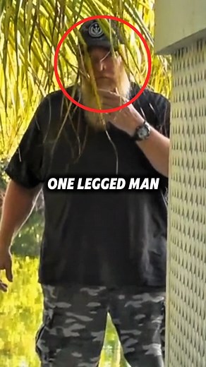 One Legged Man Trolls Bounty Hunters | Pop Reelz Star