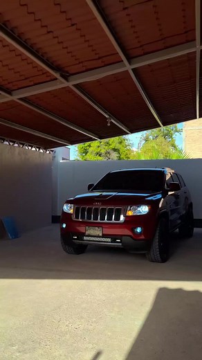 #coyotesoffroad #4x4 #trailrated4x4 #wk2 #grandcherokee #jeeplife