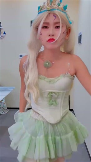 一起帮助天使#cosplay #funny