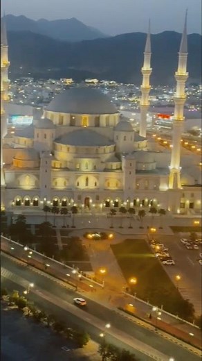 Fujairah City Tour 🇦🇪 | Hidden Gem of the UAE | Mountains, Beaches & Culture #uaetourism#uae#shorts