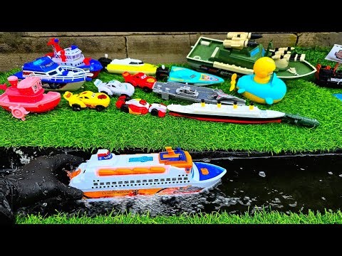 We Test All These Ships With Huge Wave Pushes | Titanic, Cardboard, Fitzgerald vol.100