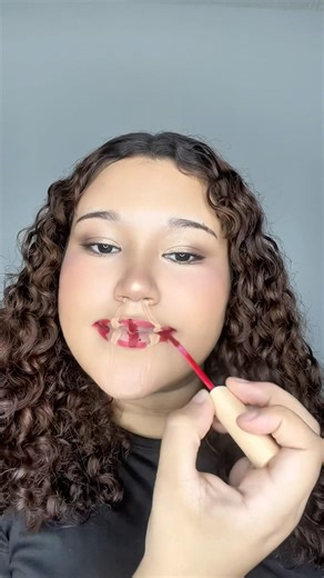 Lipstick tutorial #makeup #makeuptutorial