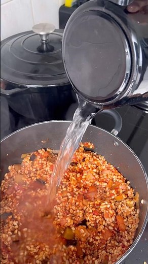 Kurdish style coarse bulgur with beef