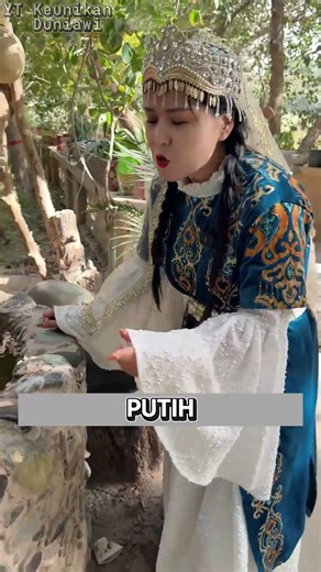 Jade Pool Worth 200M