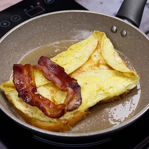 4.5M views · 61K reactions | Make this egg sandwich for breakfast, you will be amazed! | Recipes Learn | Facebook