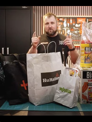 I Found the Weirdest Tools at the UK's BIGGEST Tool Fair! (5)