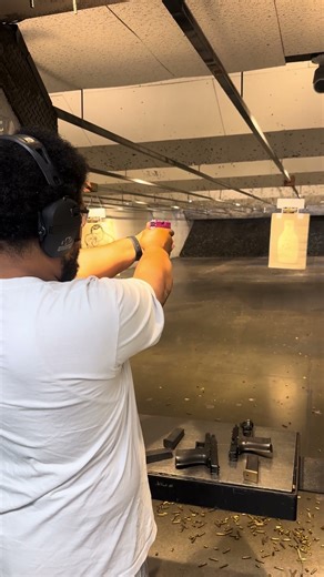 So what my glock pink 🤣🤣🤣 #Glock28 #380
