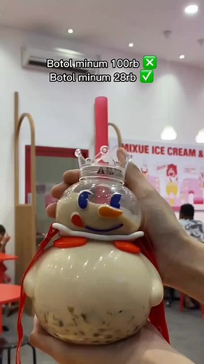 botol viral jangan sampe ga punya guys🤫 @m@MIXUE #mixueindonesia #mixue #mixuesurabaya #mixuekenjeran #fyp #surabayatiktok #surabayakuliner #surabayaterkini #viral