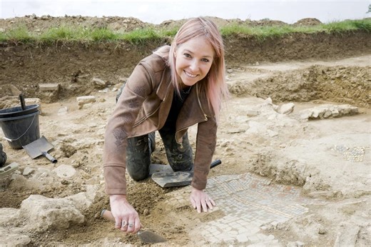 Kettering Roman villa and Chester House reveals hidden secrets in BBC TV's Digging For Britain with Dr Alice Roberts