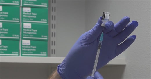 Another doctors' group recommends COVID-19 vaccines for all adults