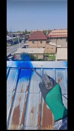 How to Paint a Corrugated Metal Roof Effectively