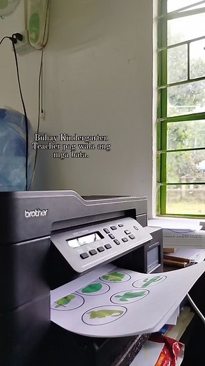 Color Sorting Activity #fbreelsfypシ゚viralfbreelsfypシ゚viral #teacherhacks #classroomdecor #MATATAGCurriculum #DepEdMATATAG #WorksheetPrintable #kindergartenteacher #preschoolactivities | Teacher Marielle