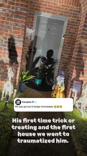 I’ve would’ve been running right along with him 😂 [🎥: via/mamiana_510] | Complex