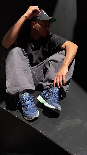 ASICS GEL-NYC Midnight Blue Sneakers for Casual Style