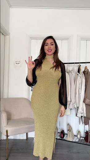 How to wear a sleeveless dress 🤩 do you like it? #shorts