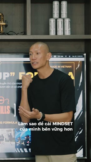 Behind the scenes at our GAM 2026 Kickoff, where we broke down our Championship Formula: Mindset × Health Skills. Here, I reminded the team of one simple truth: You can’t be a high performer if your health is falling apart. Your body is the foundation. Your energy is your fuel. No health = no focus, no discipline, no championship run. At @GAMesportsVN, we don’t just train mechanics, we train humans. Mindset sharpens you. Skills level you up. But health keeps you in the fight. So let me ask you: 