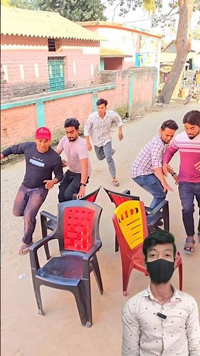 A disabled duckling helps his cat friend 😅#DuckRescue #CuteAnimal #AnimalRescue 🦆