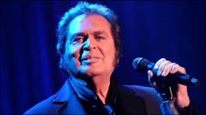 Engelbert Humperdinck – Can’t Smile Without You.....🎉 Click to play music: https://olsiesmusic1.oldiesclassic.org/engelbert-humperdinck-cant-smile-without-you/?utm_source=facebook&utm_medium=trreel&utm_campaign=musicformemory | Music For Memory