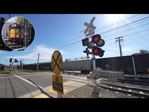 UP 1109 Florin Flyer Local | Mercantile Dr. Railroad Crossing, Rancho Cordova CA