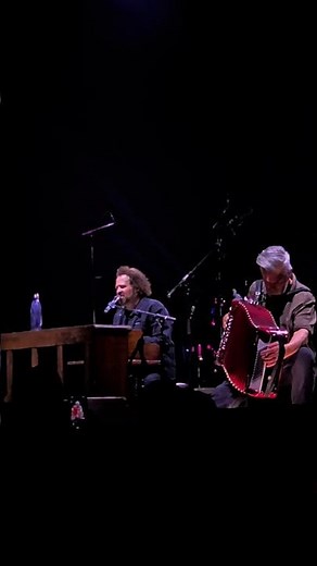 Counting Crows - the 1 (Taylor Swift) LIVE CLIP - Albuquerque, New Mexico (Aug 5, 2025)