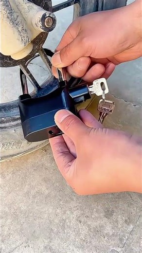 看着简单！它还是两用的呢！能报警厉害吧 #五金工具 #日用百货 #测评成功 #tools