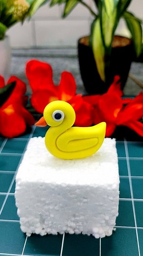 18K views · 346 reactions | How to make fondant duck in very easy way / fondant duck easy / cake topper . . . Hi this is easy way to make fondant duck . . . #fondant #fondantdoll #fondantfigurine #caketopper #cake #cakes #cakeart #cakeartist #cakedesign #cakedecorating #birthdaycake #weddingcake #gumpaste #modellingchocolate | Antony Bidesh | Facebook
