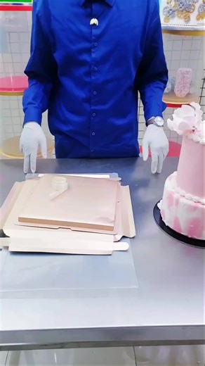 Showcase Your Stunning Creations with Our Square PVC Transparent Cake Box