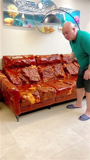 Red-cooked beef sofa is great. Delicious and can be sat on. So magical. 😂😂