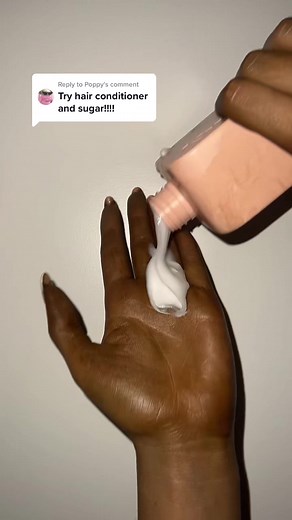 Replying to @Poppy HAIR CONDITIONER & SUGAR TO REMOVE FAKE TAN?! WATCH TO SEE IF IT WORKS! 🥴🤩 #faketanhacks #faketan #twins