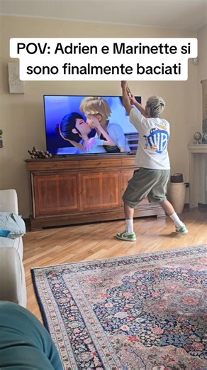 Claudio on Instagram: "Chi sta sclerando come me e Mariella? Seguimi se ti va 🫶🏻 #pov #miraculous #ladybug #chatnoir #mariellascaringella"