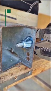 5PCS 10PCS M5 M6 Iron Rivet Nuts, Petal Rivet Lock Jack Metal Screws for Car License Fixing #revit #reelschallenge #construction #tooltips #WoodworkingTools #woodworking #LazadaPH #ShopeePH #HomeDecor | Construction Worker