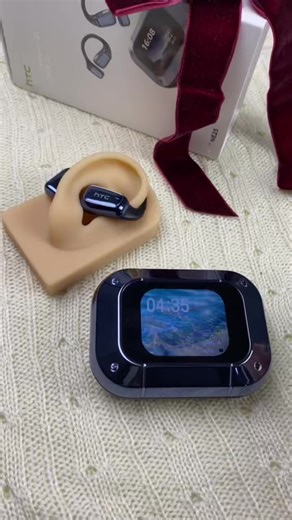 HTCNE25 Écouteurs Bluetooth sans fil avec basses OWS son haute fidelité 134 langues application design de crochet d'oreille étanche et résistant à la transpiration longue durée de vie de la batterie contrôle tactile adapté à la course à pied.#lesbonplans #bonplan #ecouteurtraducteur #traduction #lamourestdanslair