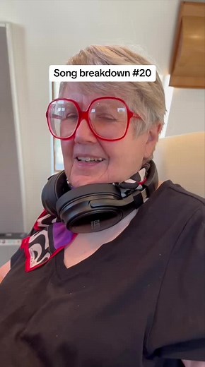 “Steam” by Betsy Woodman aka grandma producer available on Spotify and all streaming platforms! #grandmasoftiktok #grandmaproducer #tipsandtricks #fyp #production #production #songwriting #tutorial #music #steam #science