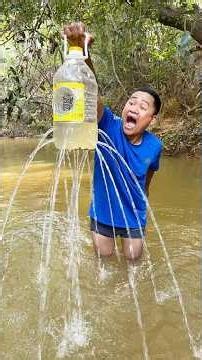 Survival Skills SIMPLE and USEFUL with Bottle Fish Trap #survival #bushcraft #fishing #shorts