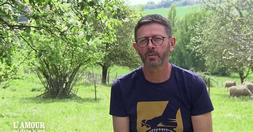 "Mon cœur bat pour toi" : Christophe déjà prêt à faire son choix dans "L'amour est dans le pré" ?